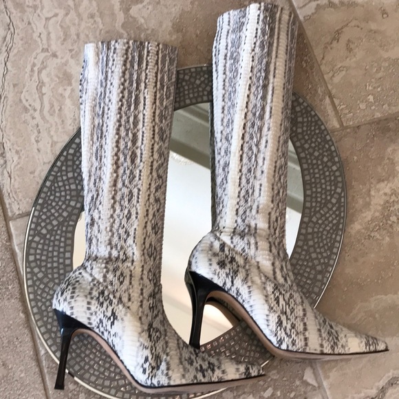 manolo blahnik snakeskin boots